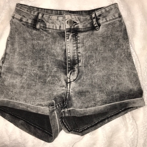 Divided Pants - ⚡️ACID WASH GREY HIGHWASTED SHORTS⚡️